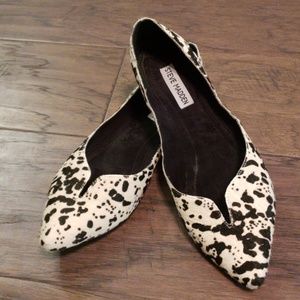 Steve Madden Black & White Calf Hair Flat 8M